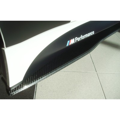 extensión faldón lateral de carbono, izquierda