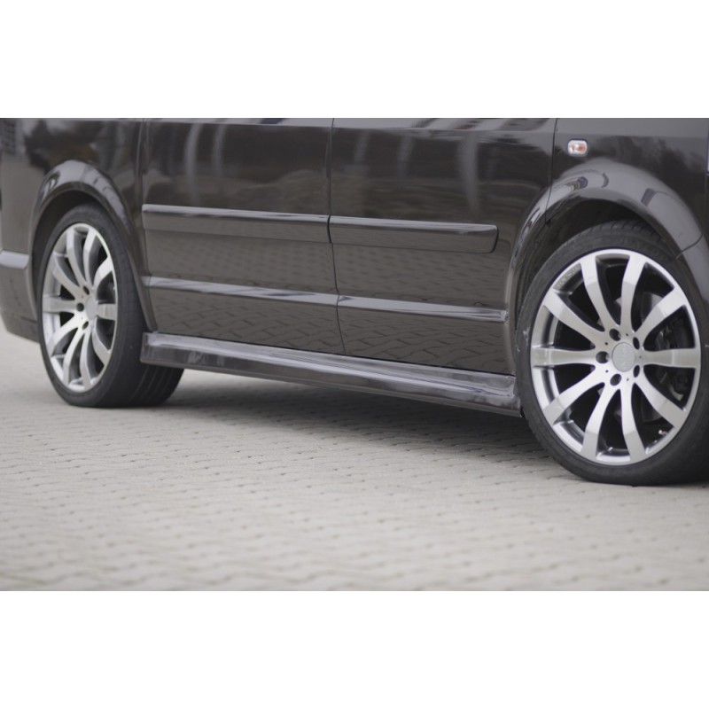 faldón lateral Rieger