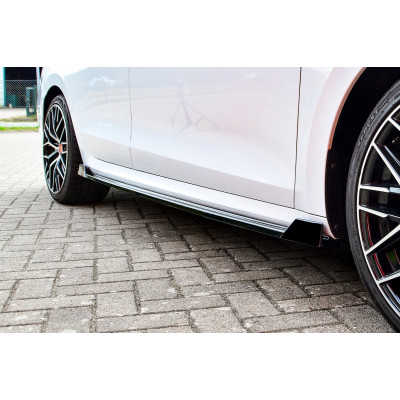 Estriberas laterales para Skoda Octavia RS NX Limousine