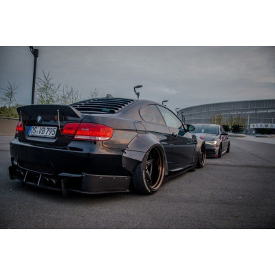 BMW M3 E92 REAR WINDOW LOUVER