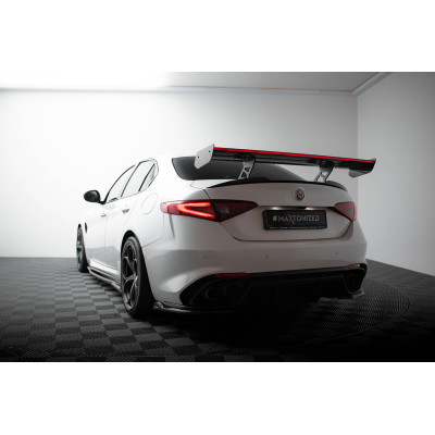 Carbon Spoiler + LED Alfa Romeo Giulia Quadrifoglio