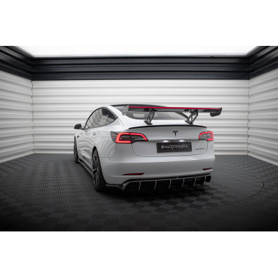 Carbon Spoiler + LED Tesla Model 3