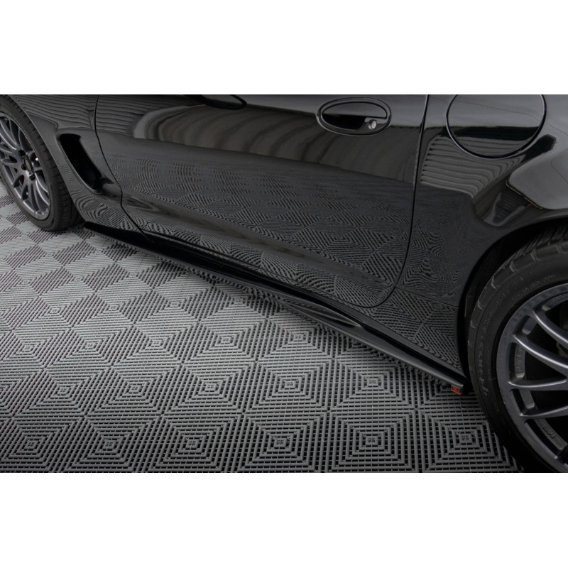 Estriberas para Chevrolet Corvette C5