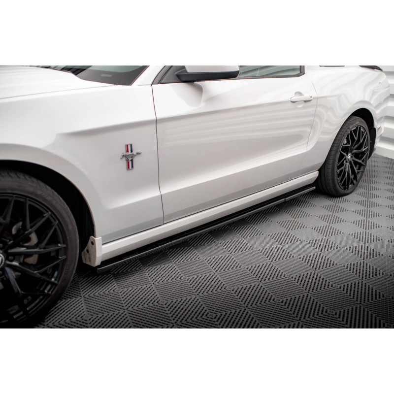 Estriberas para Mustang Mk5 Facelift