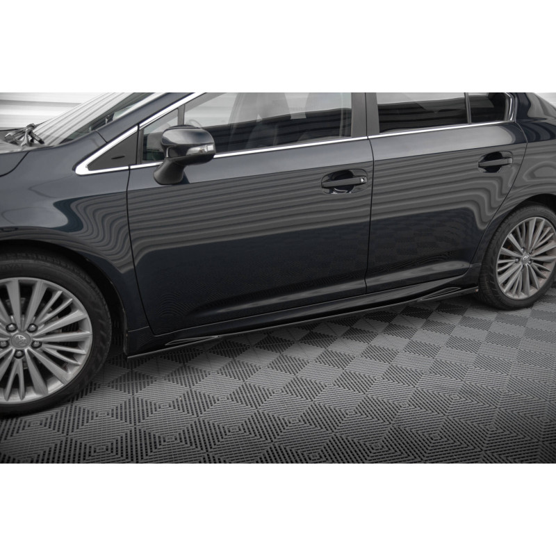 Estriberas para Toyota Avensis Mk3 Facelift