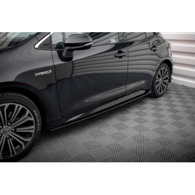 Estriberas para Toyota Corolla XII Hatchback