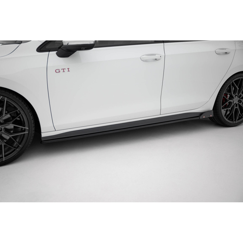 Estriberas para  + Flaps Volkswagen Golf GTI / GTE / GTI Clubsport / GTD / R-Line Mk8