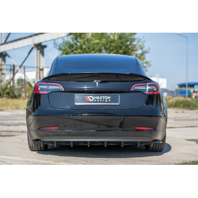 Difusor trasero para Tesla Model 3