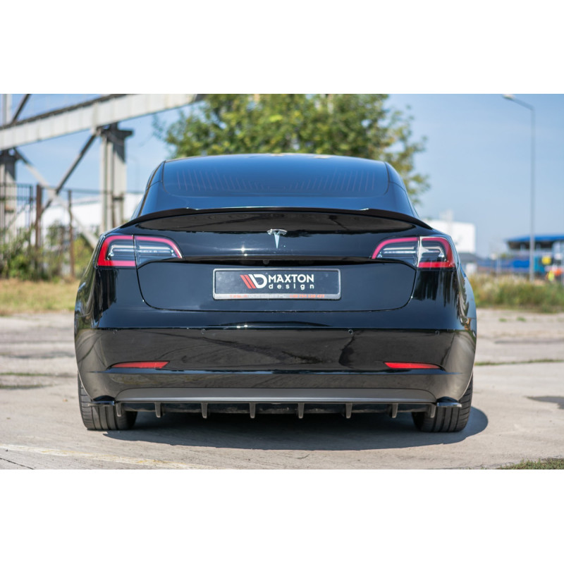 Difusor trasero para Tesla Model 3