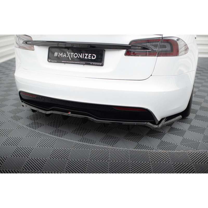 Splitter trasero para (with vertical bars)  Tesla Model S Plaid Mk1 Facelift
