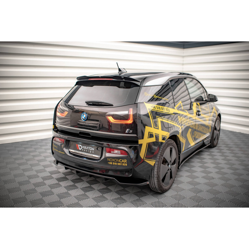 Splitter trasero para (with vertical bars) BMW i3 Mk1 Facelift