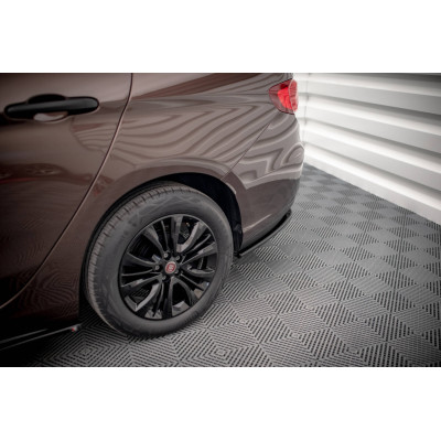 Splitter trasero para (with vertical bars) Fiat Tipo S Sedan Mk1