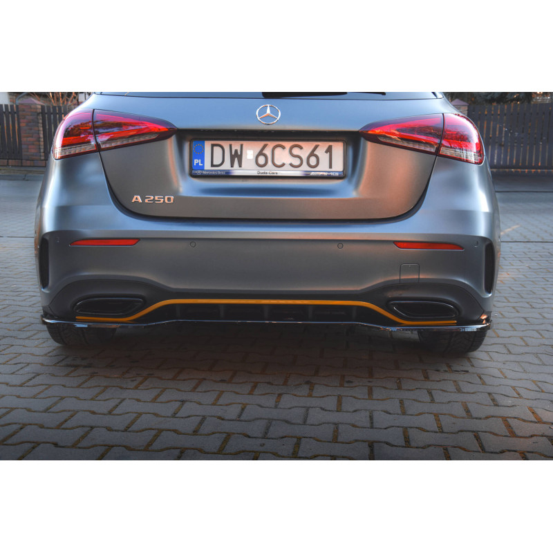 Splitter trasero para (with vertical bars) Mercedes-Benz A Hatchback AMG Line W177