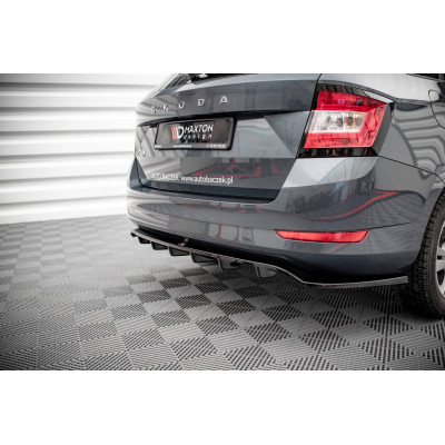 Splitter trasero para (with vertical bars) Skoda Fabia Combi Mk3 Facelift