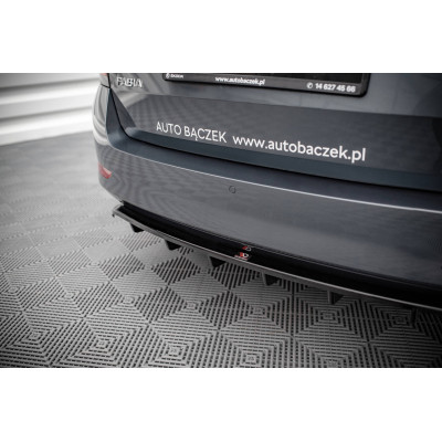 Splitter trasero para (with vertical bars) Skoda Fabia Combi Mk3 Facelift