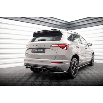 Splitter trasero para (with vertical bars) Skoda Karoq Sportline Mk1 Facelift