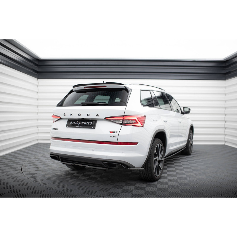 Splitter trasero para (with vertical bars) Skoda Kodiaq RS Mk1 / Mk1 Facelift