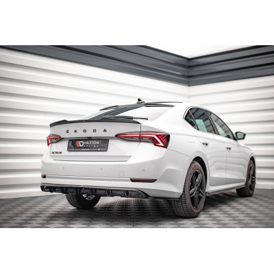 Splitter trasero para (with vertical bars) Skoda Octavia Mk4