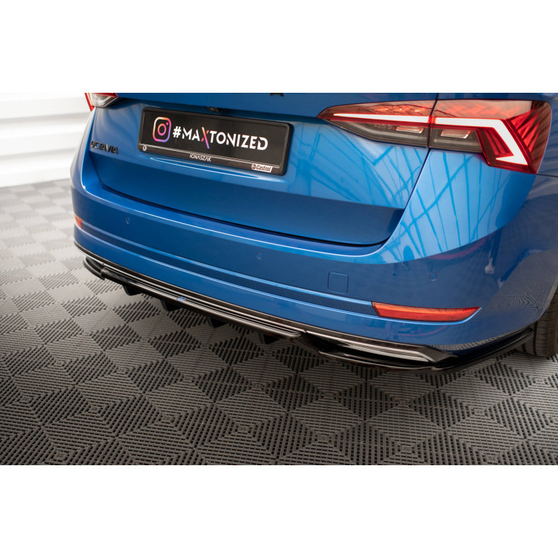 Splitter trasero para (with vertical bars) Skoda Octavia Sportline Mk4