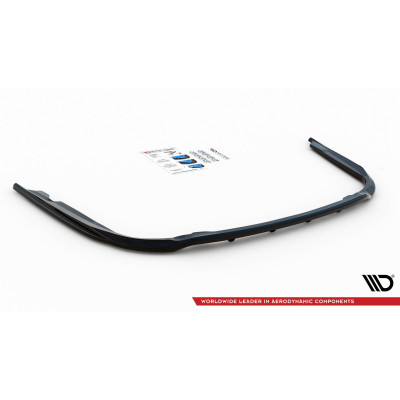 Splitter trasero para (with vertical bars) Toyota Avensis Wagon Mk3 Facelift