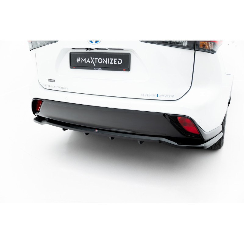 Splitter trasero para (with vertical bars) Toyota Highlander Mk4