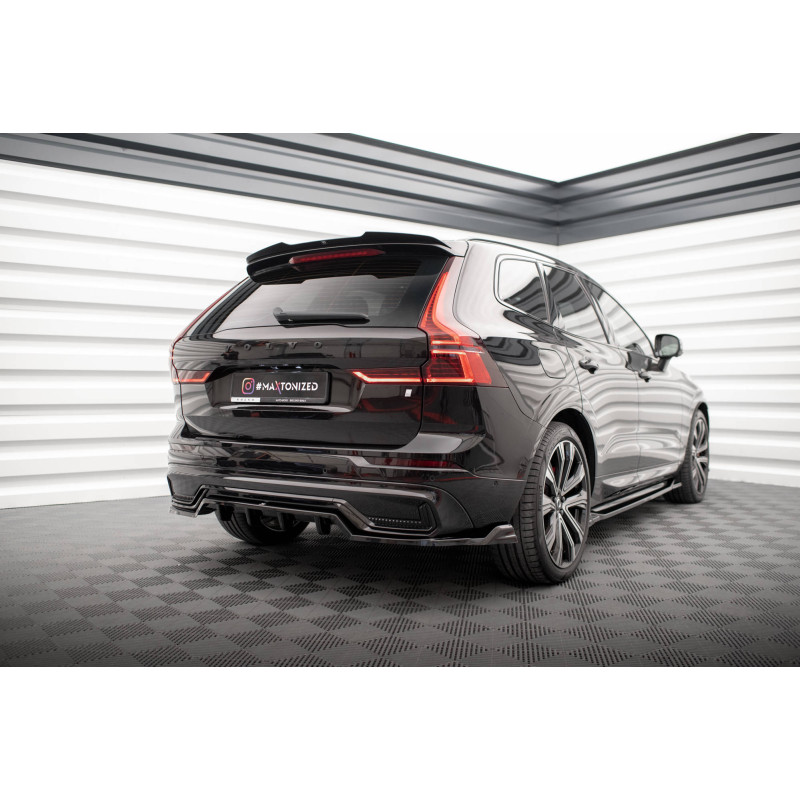 Splitter trasero para (with vertical bars) Volvo XC60 R-Design Mk2 Facelift