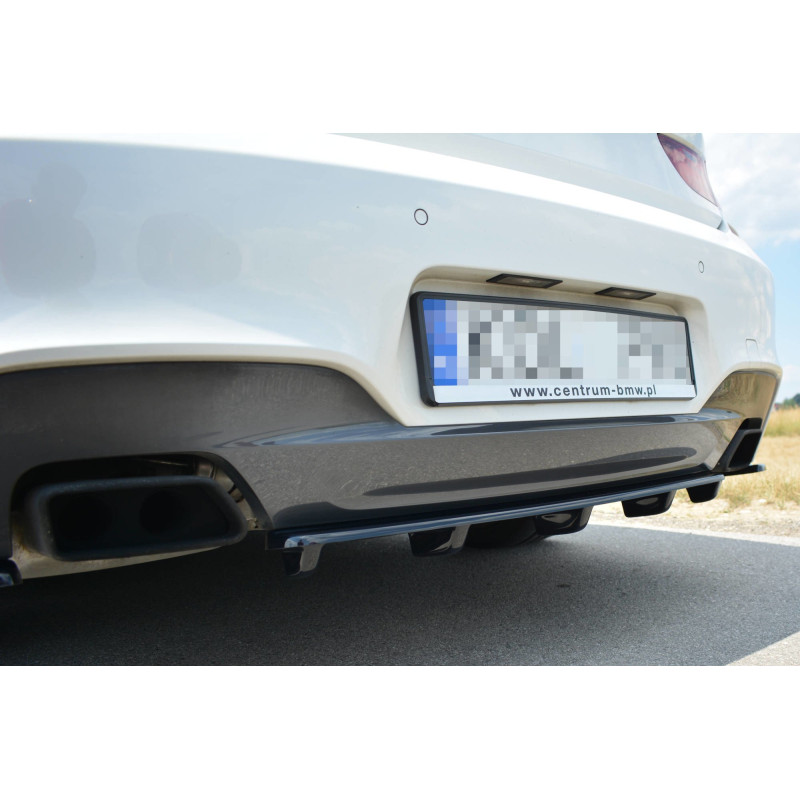 Splitter trasero para BMW 6 Gran CoupÃ© MPACK (with a vertical bar)