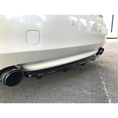 Splitter trasero para Lexus GS 300 Mk3 Facelift (with vertical bars)