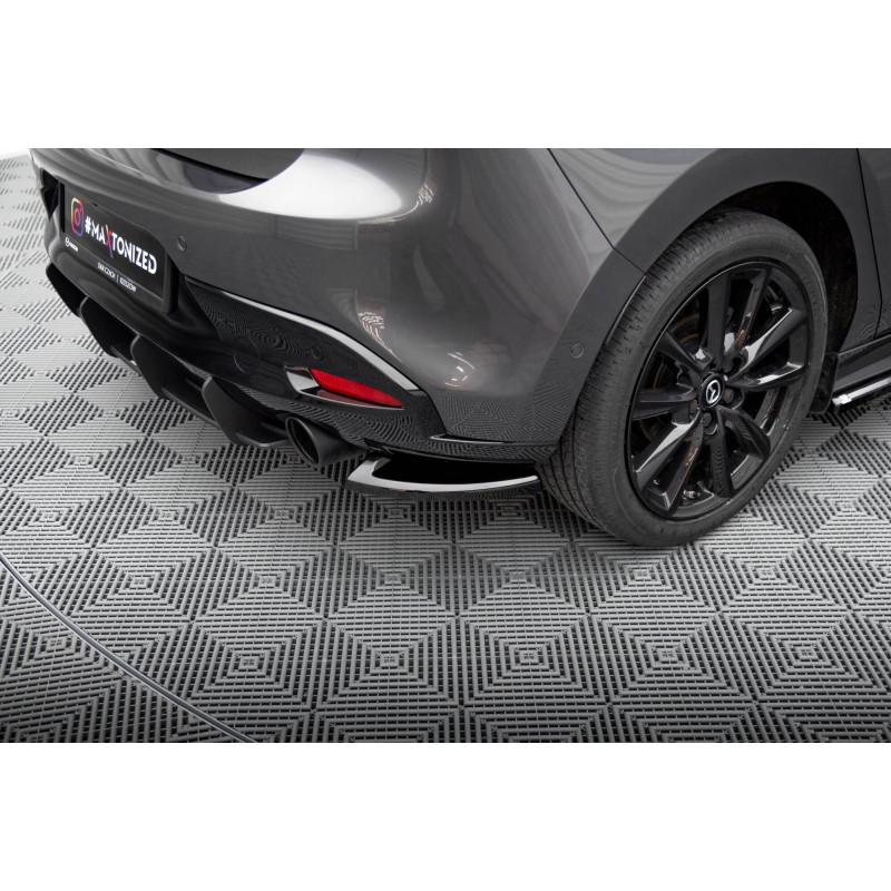 Splitters laterales para Mazda 3 Mk4
