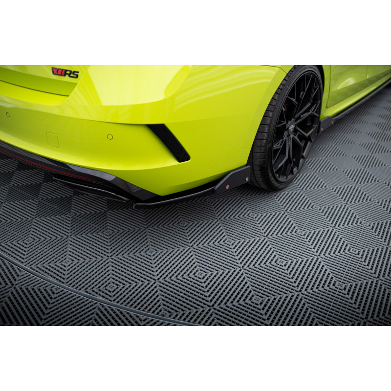 Splitters laterales para  + Flaps Skoda Octavia RS Mk4