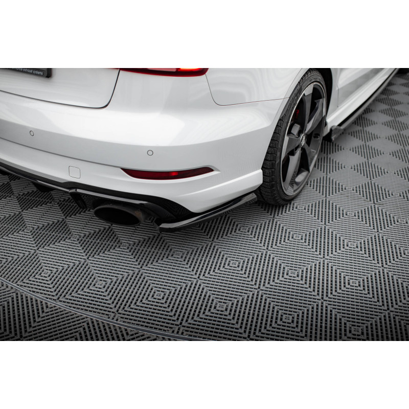 Splitters laterales para  Audi RS3 Sedan 8V Facelift