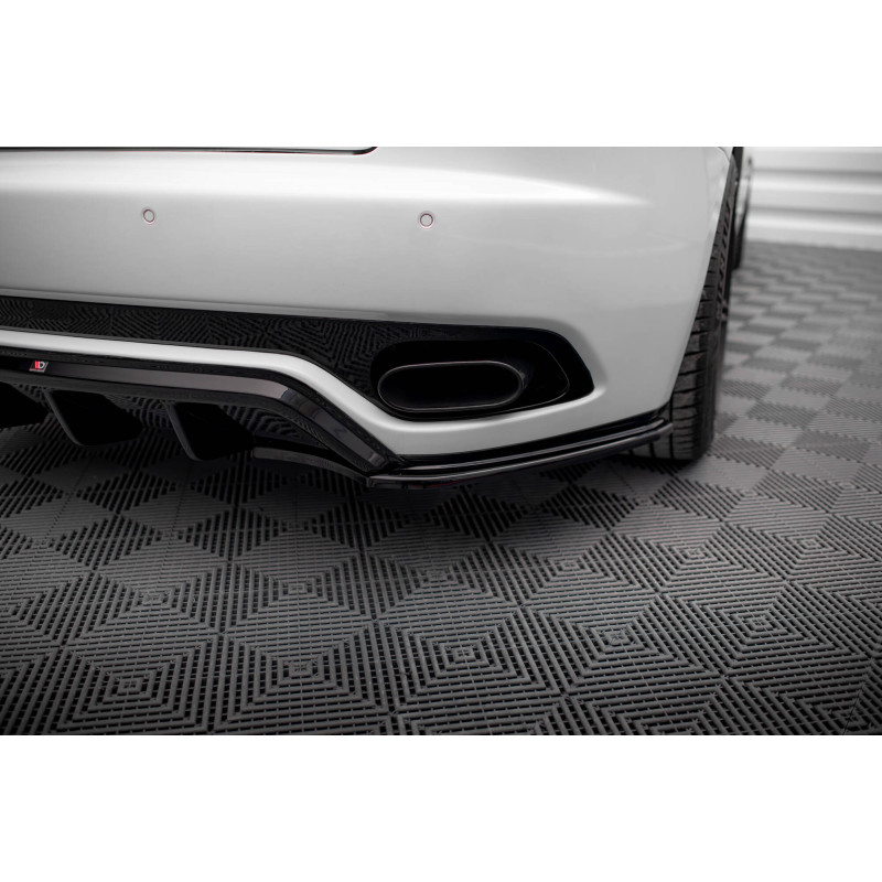 Splitters laterales para  Maserati Granturismo Mk1