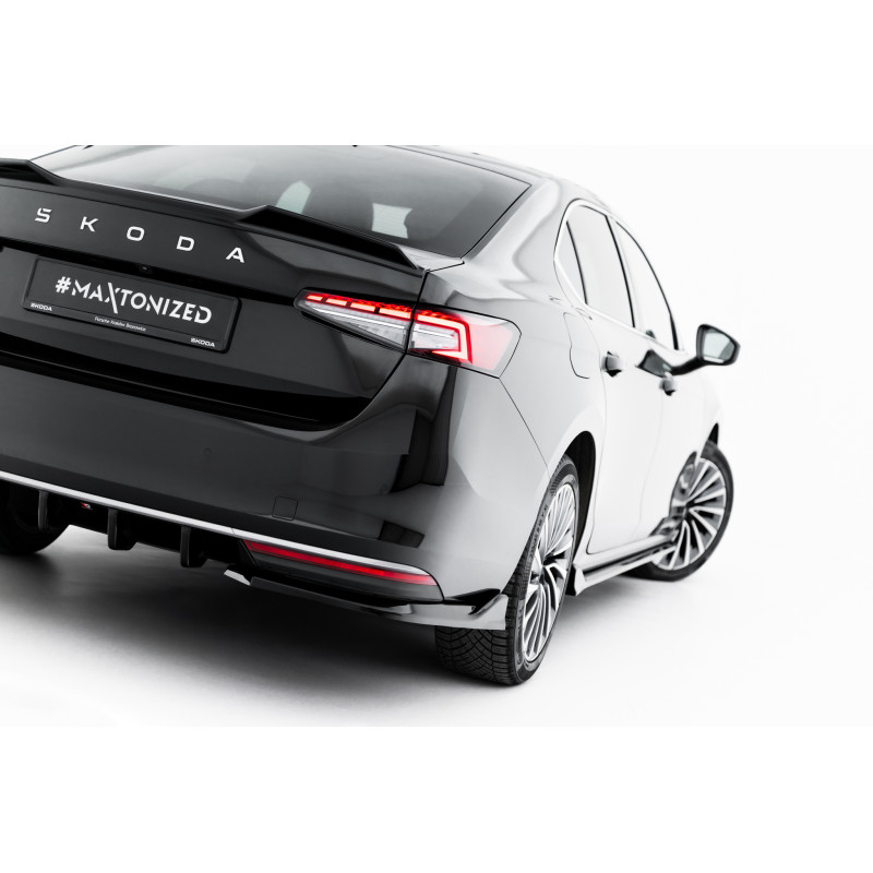 Splitters laterales para  Skoda Superb Mk4