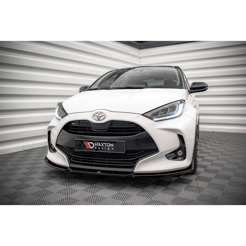 Spoiler delantero para  + Flaps Toyota Yaris Mk4