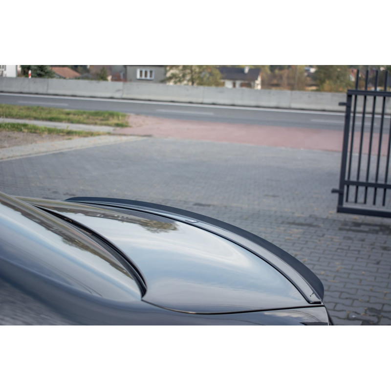 Spoiler trasero para Mercedes-Benz E Sedan W213 AMG-Line